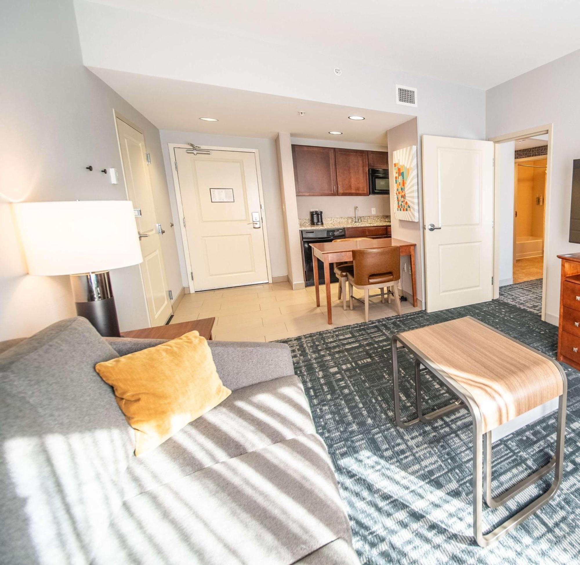 Homewood Suites By Hilton Rochester Mayo Clinic-St. Marys Campus Esterno foto