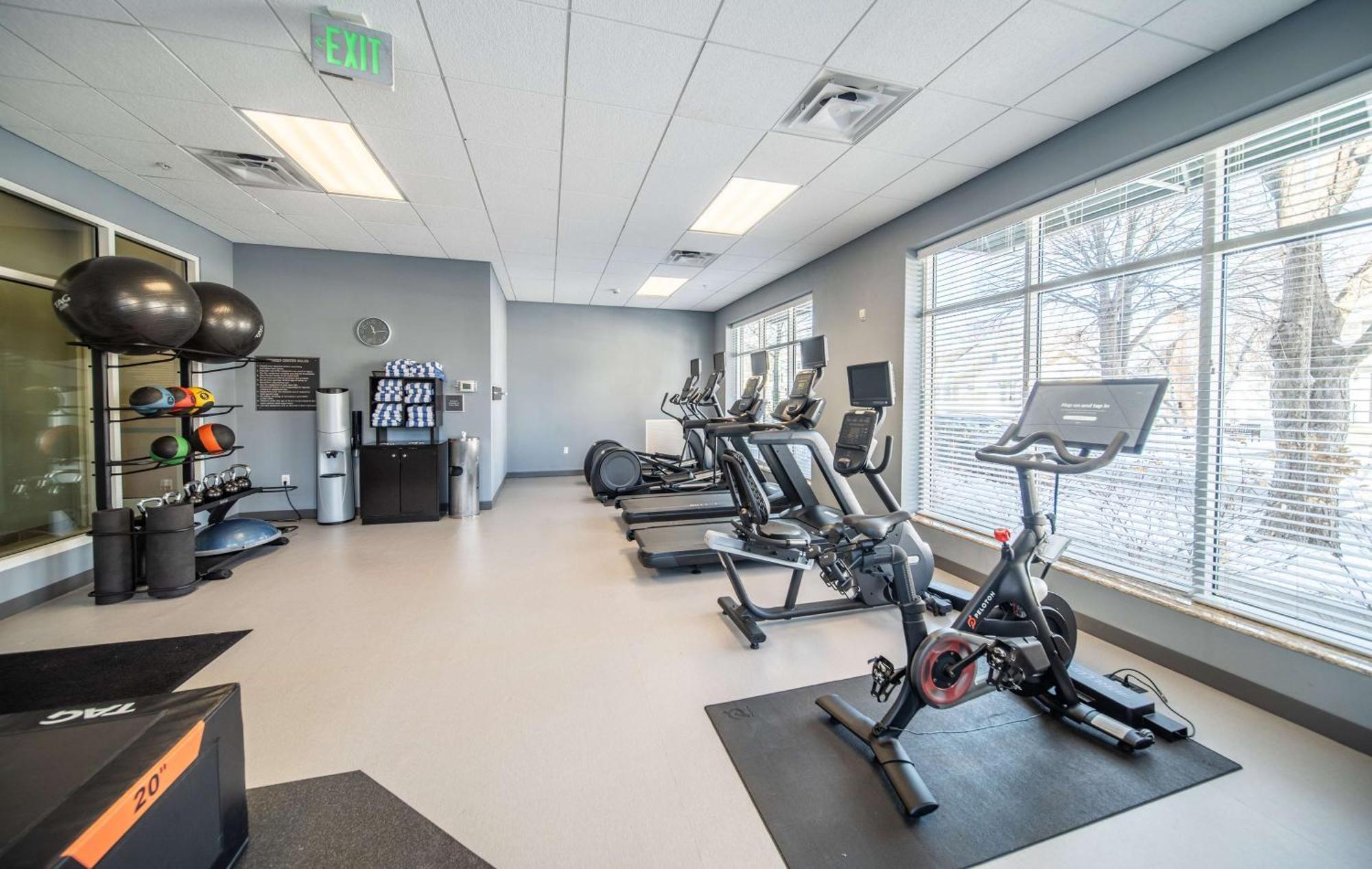 Homewood Suites By Hilton Rochester Mayo Clinic-St. Marys Campus Esterno foto